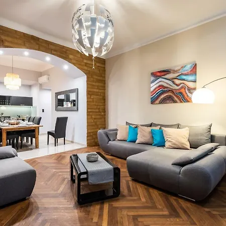 Center,the Rumbach Апартаменты